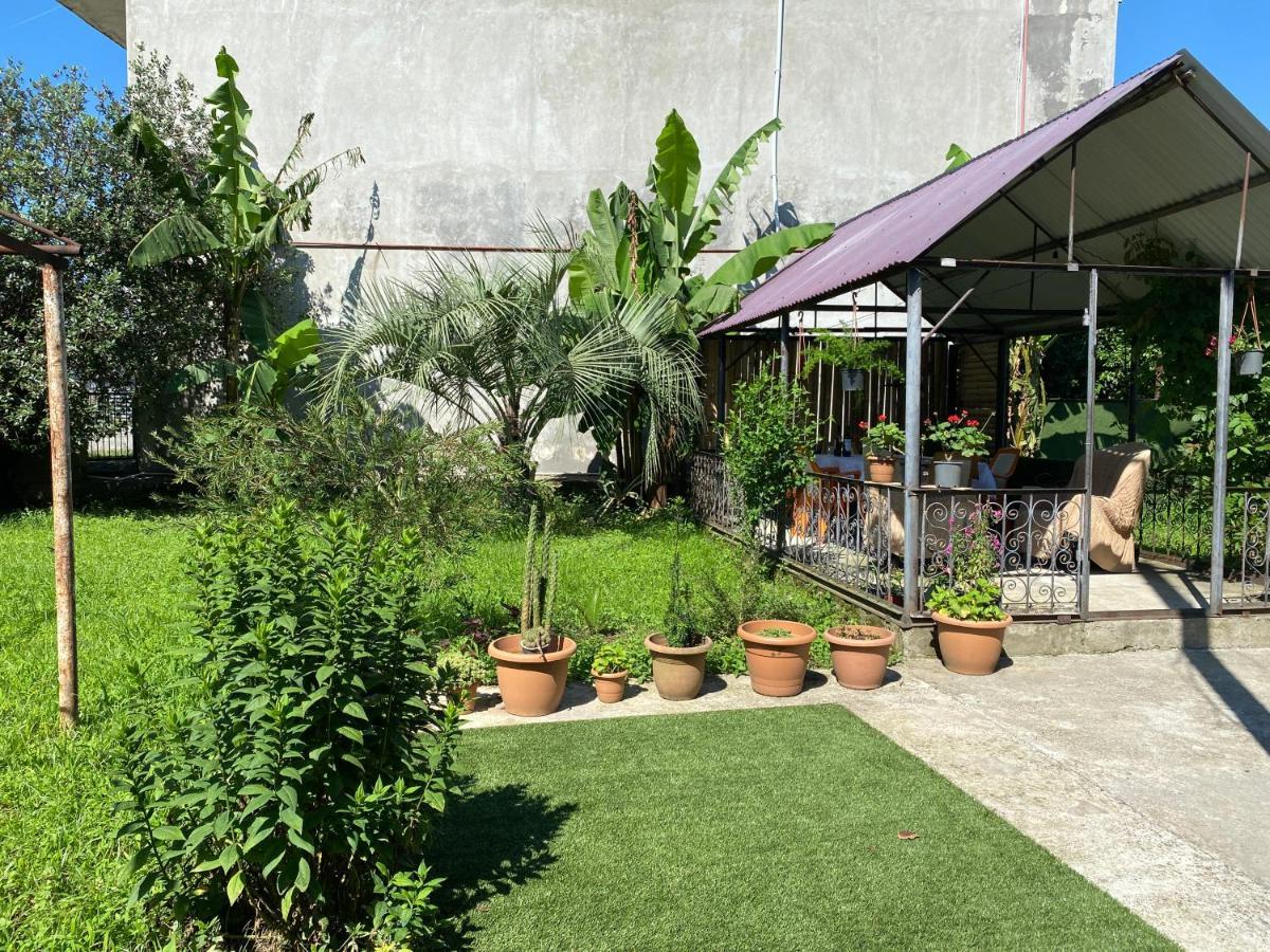 Hotel Liza Μπατούμι Εξωτερικό φωτογραφία