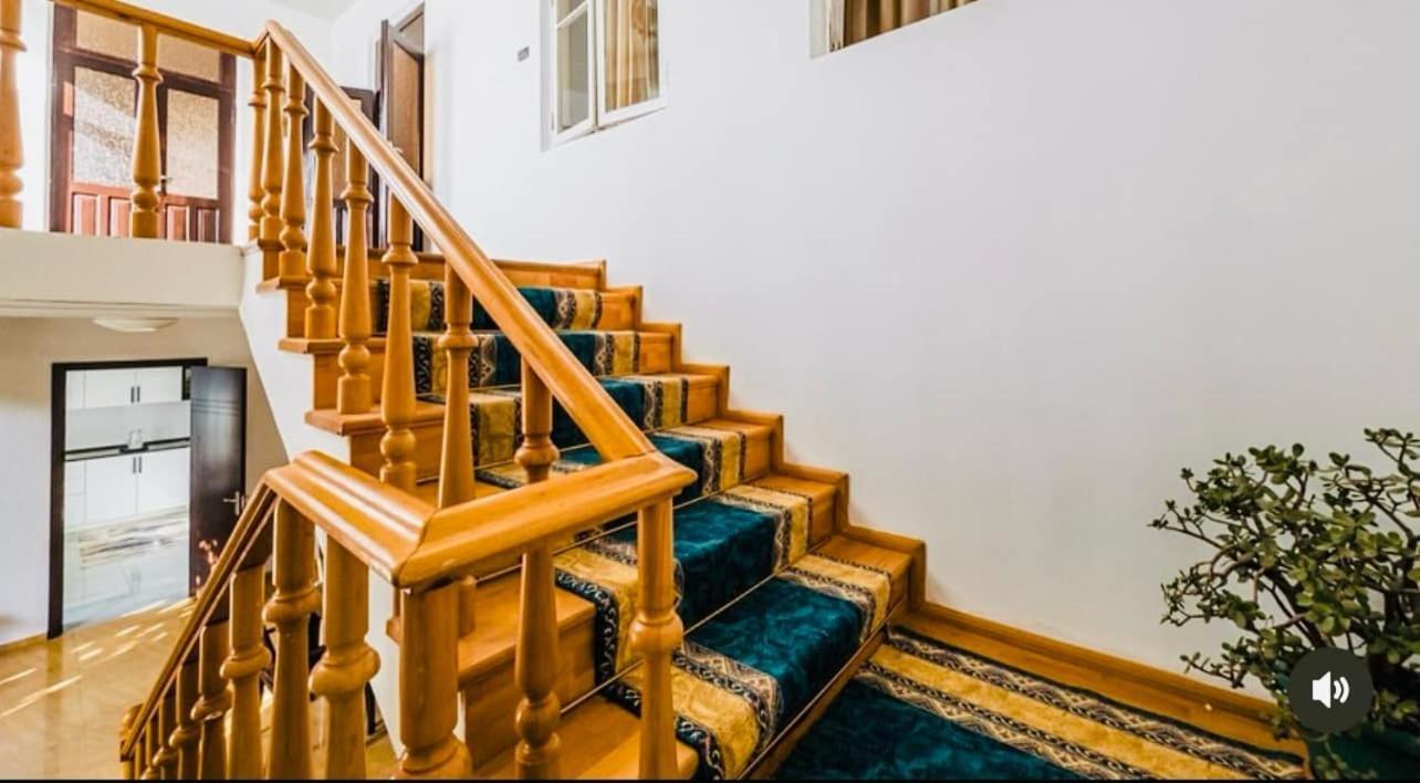Hotel Liza Μπατούμι Εξωτερικό φωτογραφία